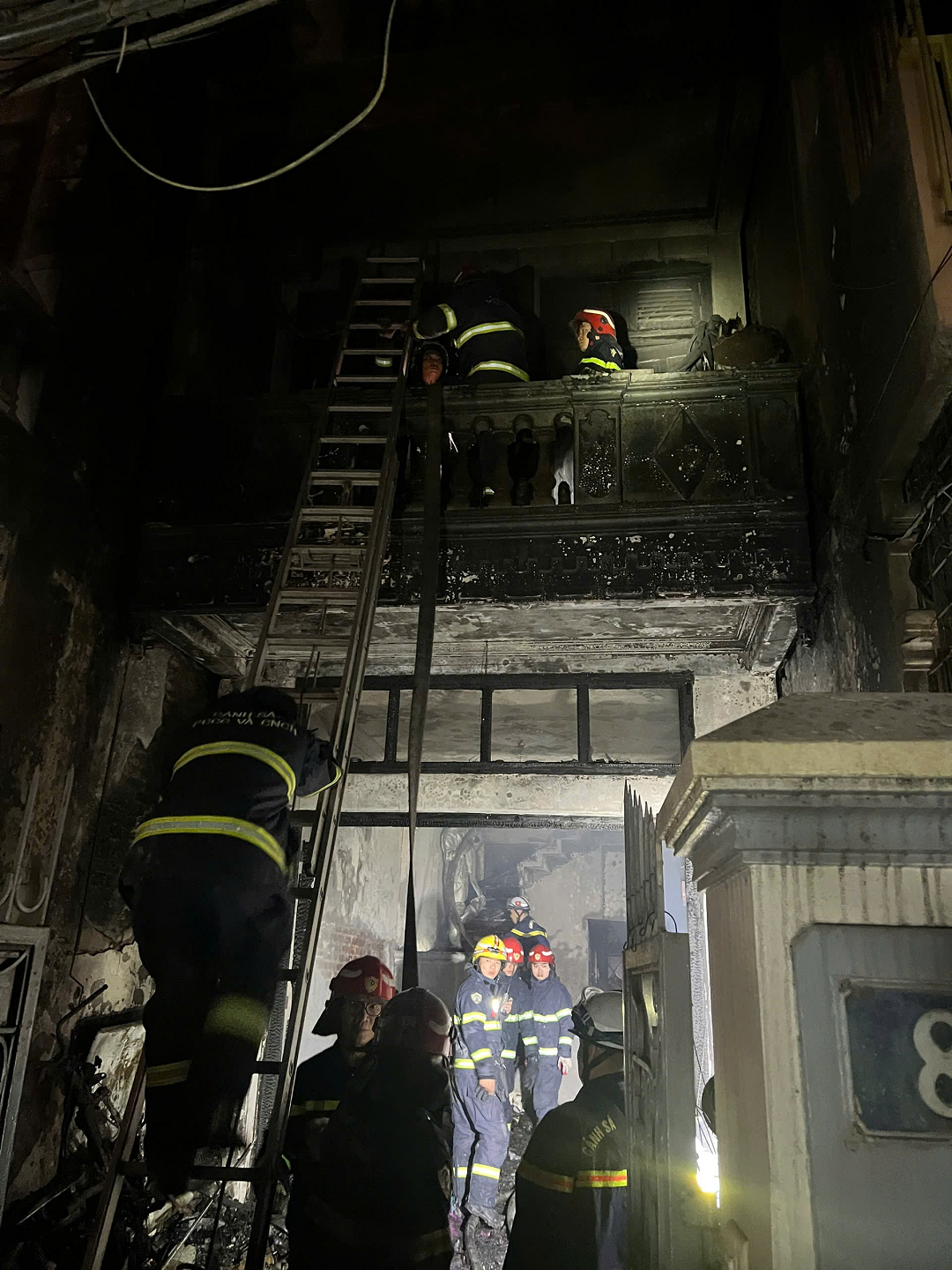 Cháy nhà ở Hà Nội, 2 người tử vong