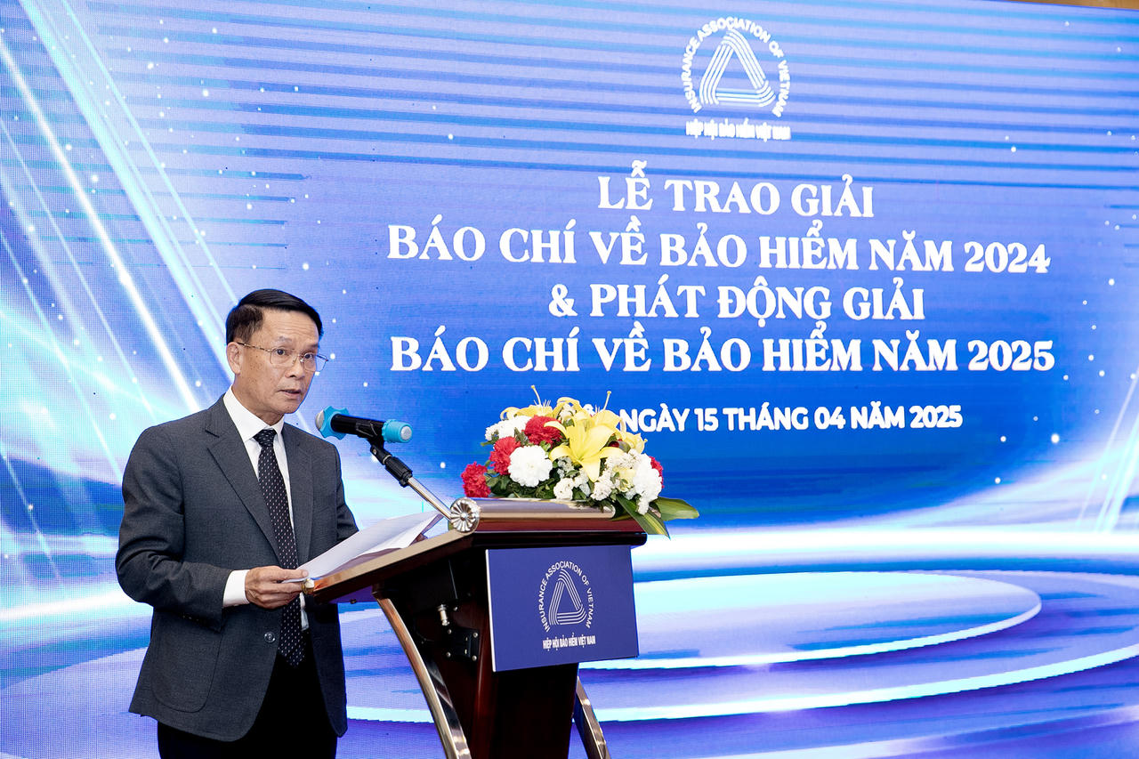 Vinh danh các tác phẩm xuất sắc, phát động Giải Báo chí về Bảo hiểm năm 2025