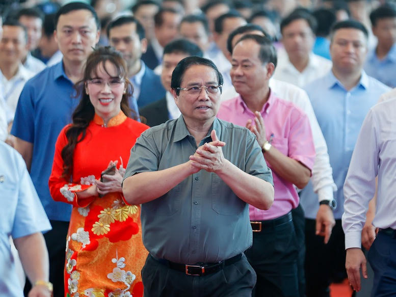 Thủ tướng phát lệnh khởi công, khánh thành 80 công trình, dự án lớn kỷ niệm 50 năm Giải phóng miền Nam