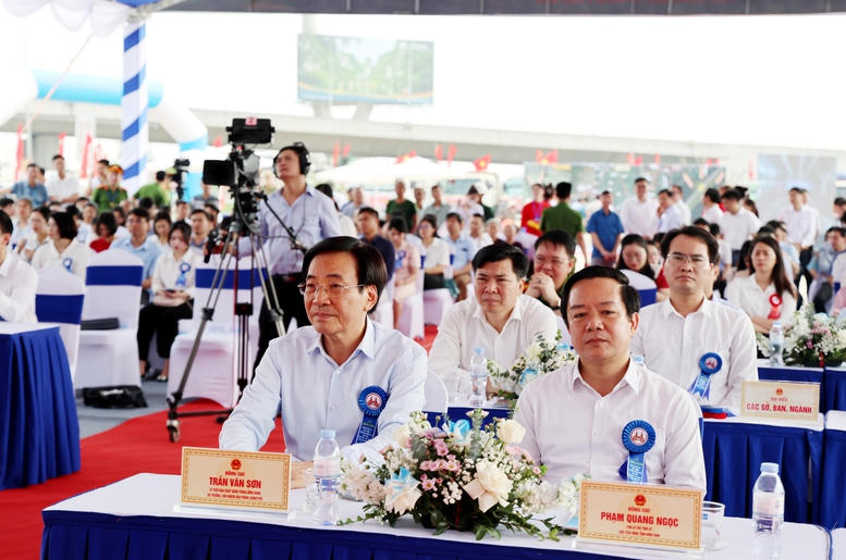 Thủ tướng phát lệnh khởi công, khánh thành 80 công trình, dự án lớn kỷ niệm 50 năm Giải phóng miền Nam