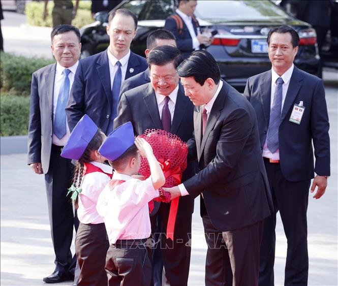 Lễ đón chính thức Chủ tịch nước Lương Cường thăm cấp Nhà nước đến Lào