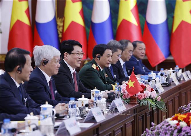 Chủ tịch nước Lương Cường hội đàm với Tổng Bí thư, Chủ tịch nước Lào Thongloun Sisoulith