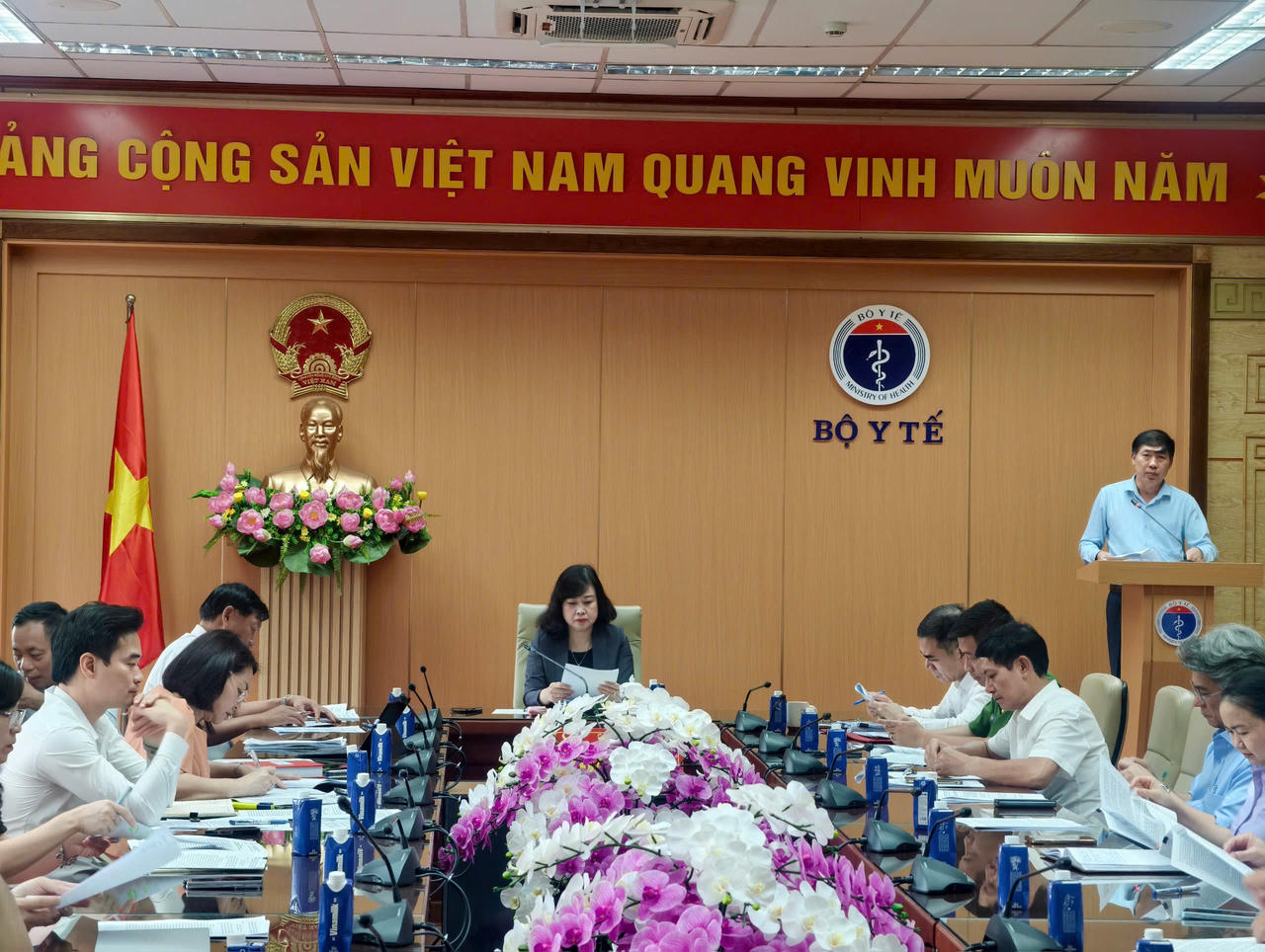 Bộ Y tế kiên quyết, đấu tranh với các hành vi sản xuất, buôn bán hàng giả trong lĩnh vực y tế