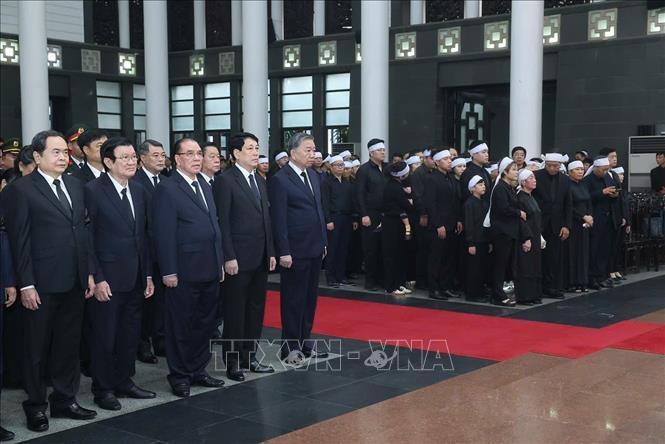 Cử hành trọng thể Lễ truy điệu nguyên Chủ tịch nước Trần Đức Lương