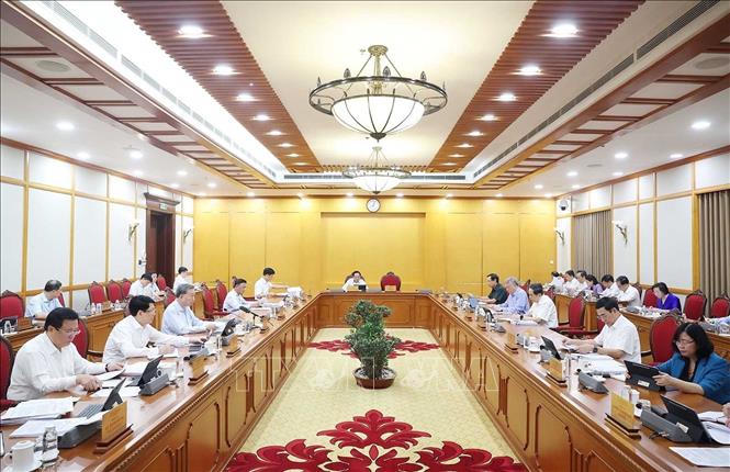 Tổng Bí thư: Bố trí, sắp xếp cán bộ đúng nguyên tắc, không để phát sinh vấn đề phức tạp nội bộ