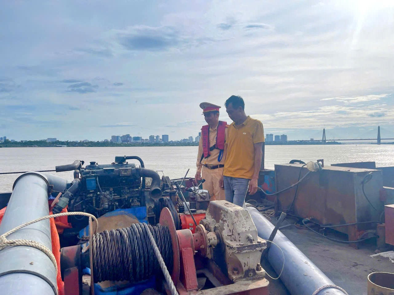 Phát hiện vụ thác cát trái phép trên địa bàn Hà Nội