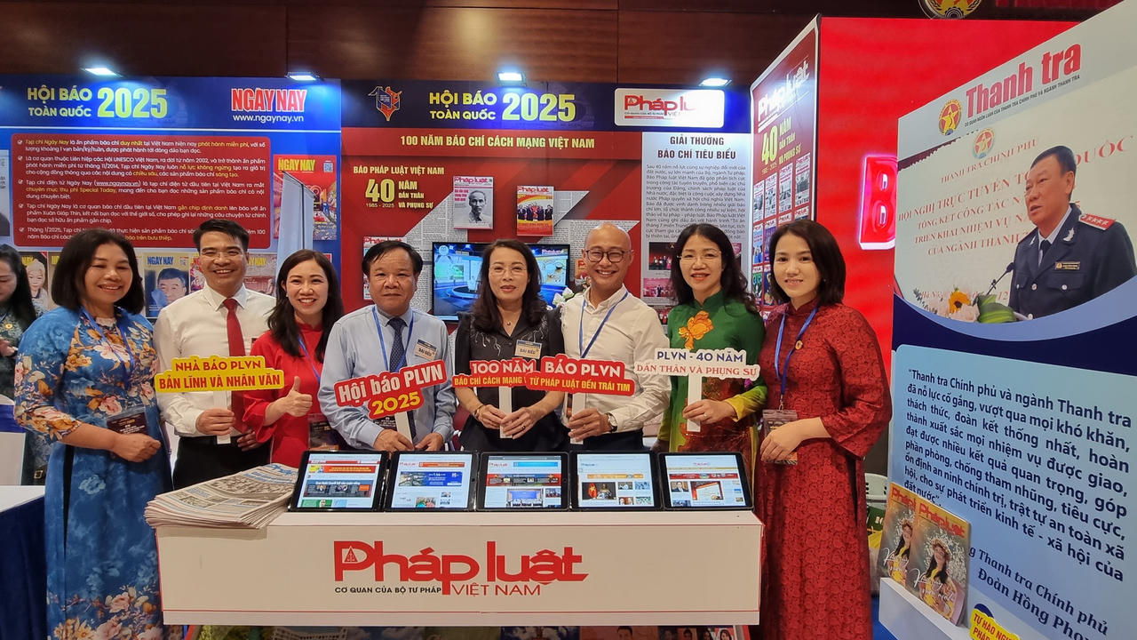 Hình ảnh ấn tượng báo Pháp luật Việt Nam tại Hội báo toàn quốc 2025 