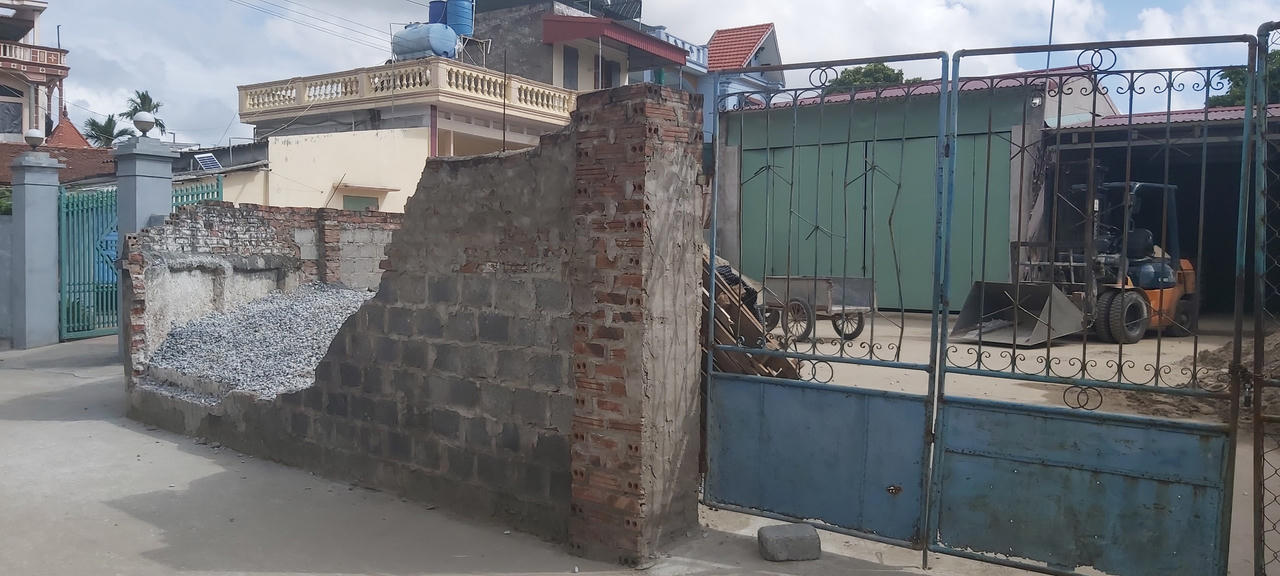 Thái Bình: Triệu tập con trai chủ nhà có tường bao đổ sập khiến nữ sinh tử vong