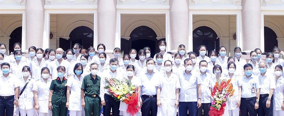 113 tình nguyện viên Nam Định hỗ trợ nhân lực y tế cho tỉnh Bình Dương