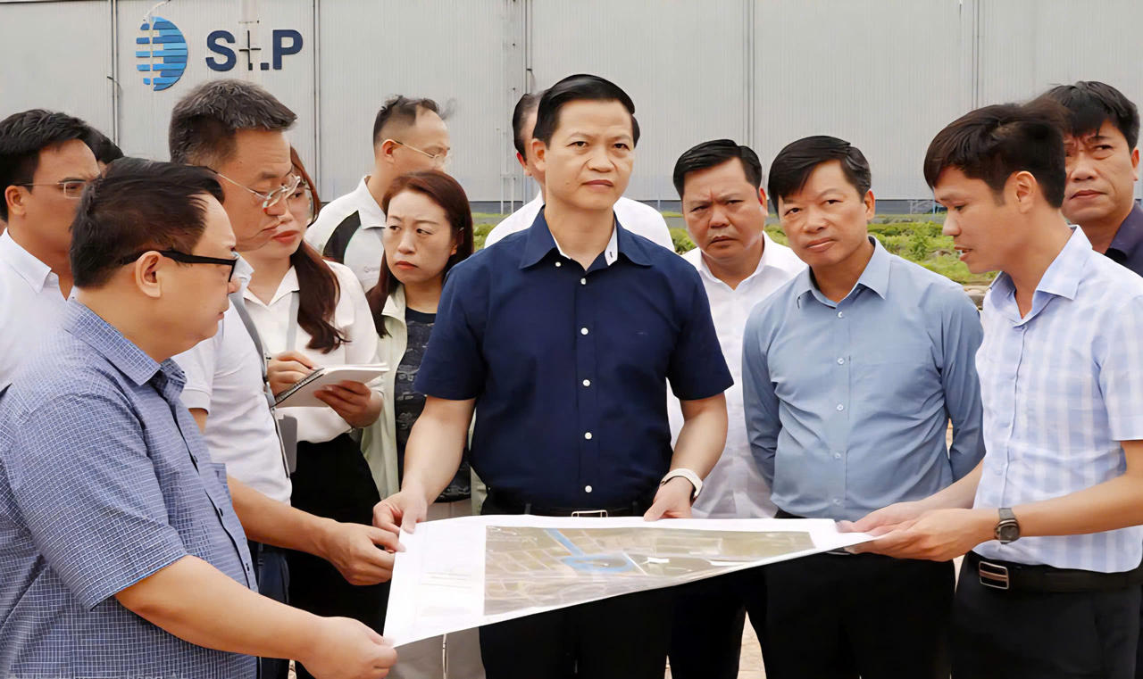 Chủ tịch UBND tỉnh Bắc Ninh kiểm tra hoạt động Nhà máy điện rác Thăng Long và tiến độ các tuyến đường đấu nối khu công nghiệp Nam Sơn