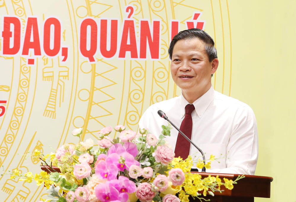 Bắc Ninh công bố quyết định bổ nhiệm lãnh đạo, quản lý sau sáp nhập