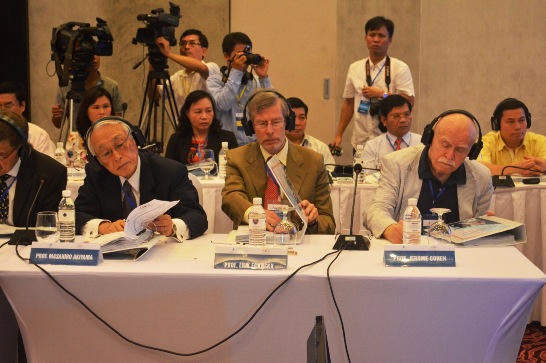 Việt Nam có thể tham gia vụ kiện với Philippin hoặc tự khởi kiện Trung Quốc