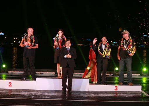 "Bản giao hưởng sắc màu" pháo hoa lên ngôi ở Đà Nẵng