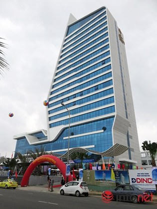 Đưa khách sạn 5 sao đầu tiên ở ven biển Đà Nẵng vào sử dụng