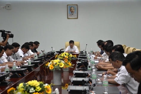 Lập Ban chỉ đạo tiền phương xử lý việc mua bán cá cho ngư dân 