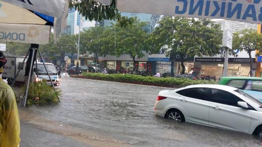 Bão đang hướng vào Đà Nẵng - Quảng Ngãi