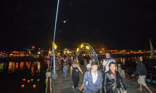 Ấn tượng đêm Nguyên tiêu phố cổ Hội An
