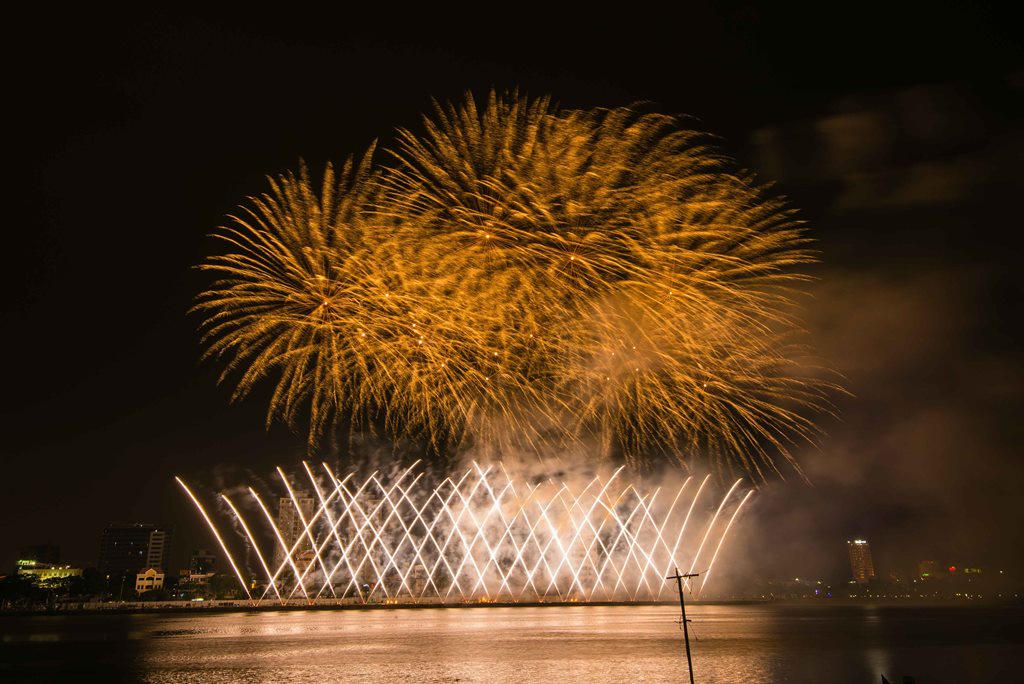 Đêm Thổ DIFF 2017, buổi tối của đại tiệc âm thanh và ánh sáng