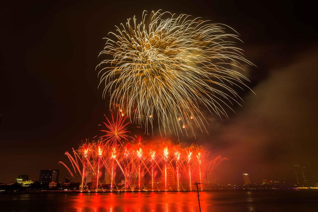 Đêm Thổ DIFF 2017, buổi tối của đại tiệc âm thanh và ánh sáng