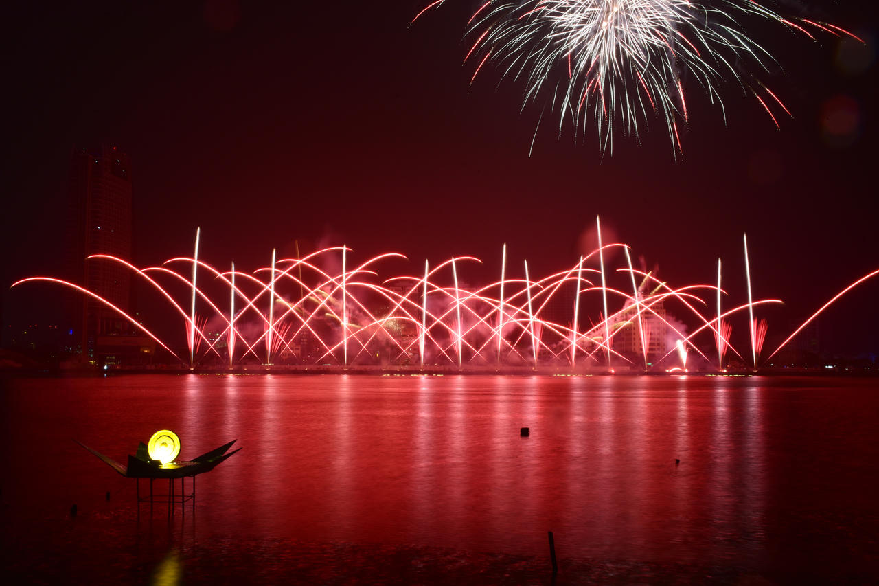 Trung Quốc- Anh kể chuyện bằng pháo hoa trong 'đêm Kim'