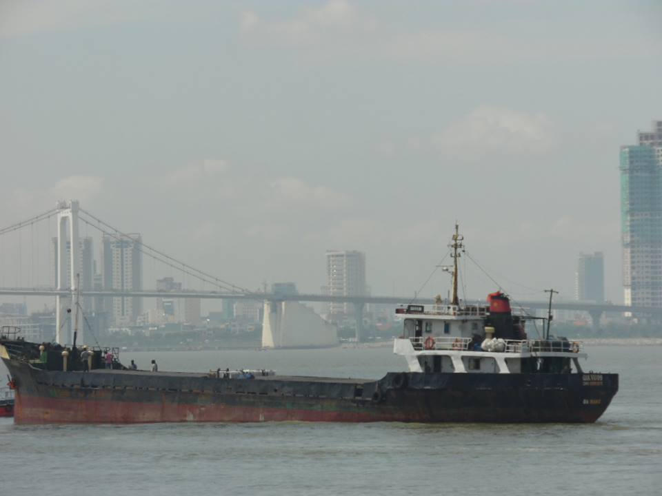 300 chiến sĩ khống chế 5 'công nhân nguy hiểm' khi diễn tập chống khủng bố