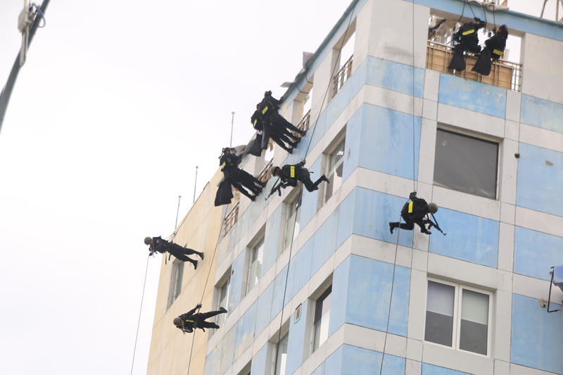 Đà Nẵng: Diễn tập xử lý các tình huống nhằm bảo vệ Tuần lễ Cấp cao APEC 2017