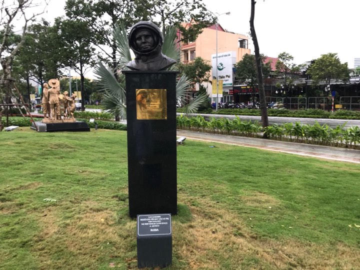 Chiêm ngưỡng các tác phẩm tượng của 21 nền kinh tế thành viên khu vực APEC 