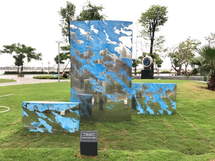 Chiêm ngưỡng các tác phẩm tượng của 21 nền kinh tế thành viên khu vực APEC 