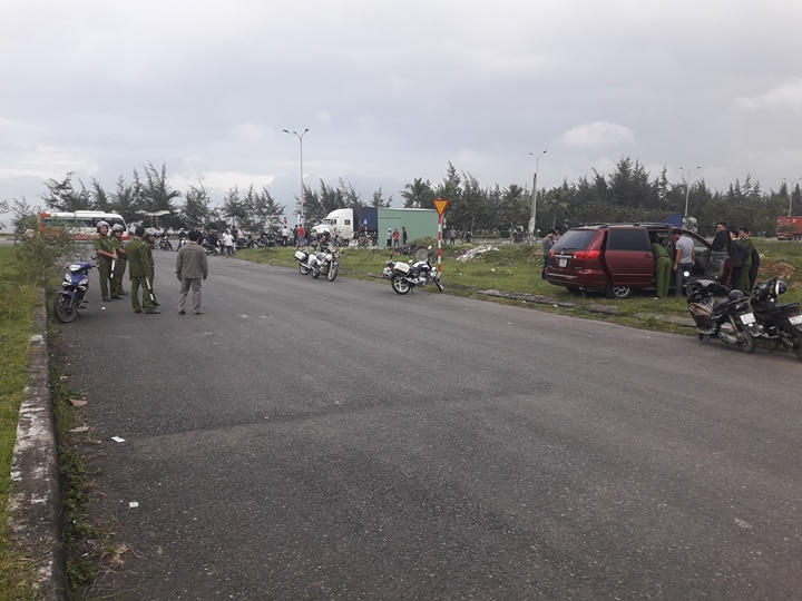 Trói đồng nghiệp trên xe ô tô, cướp tiền bỏ trốn