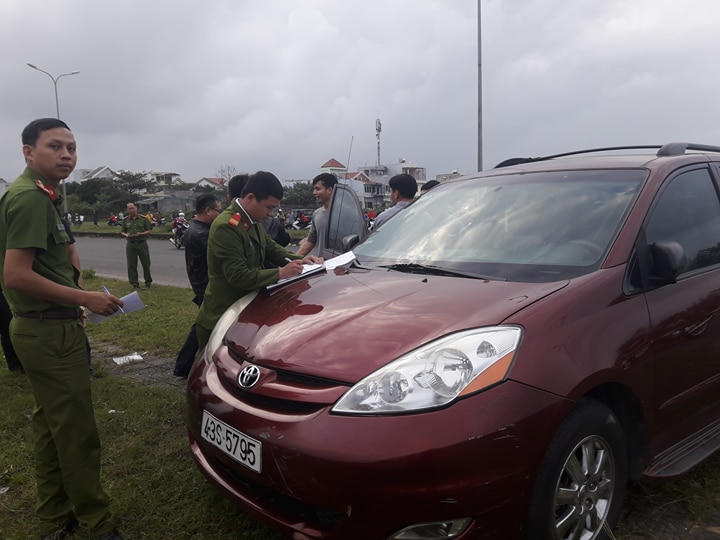 Trói đồng nghiệp trên xe ô tô, cướp tiền bỏ trốn