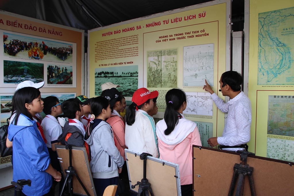 Đà Nẵng sôi động Lễ hội cầu ngư của người dân vùng biển