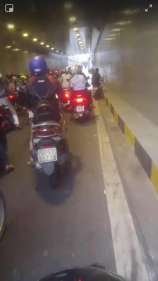 Đà Nẵng: Công trình hầm chui 120 tỷ đồng ngập lênh láng dù trời nắng