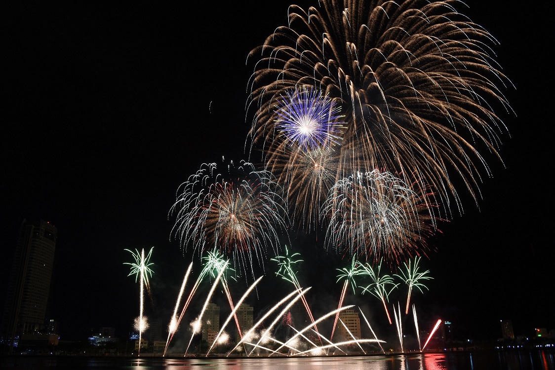 Đêm bừng sáng với 'Nhịp cầu khát vọng' của Bồ Đào Nha và Thụy Điển