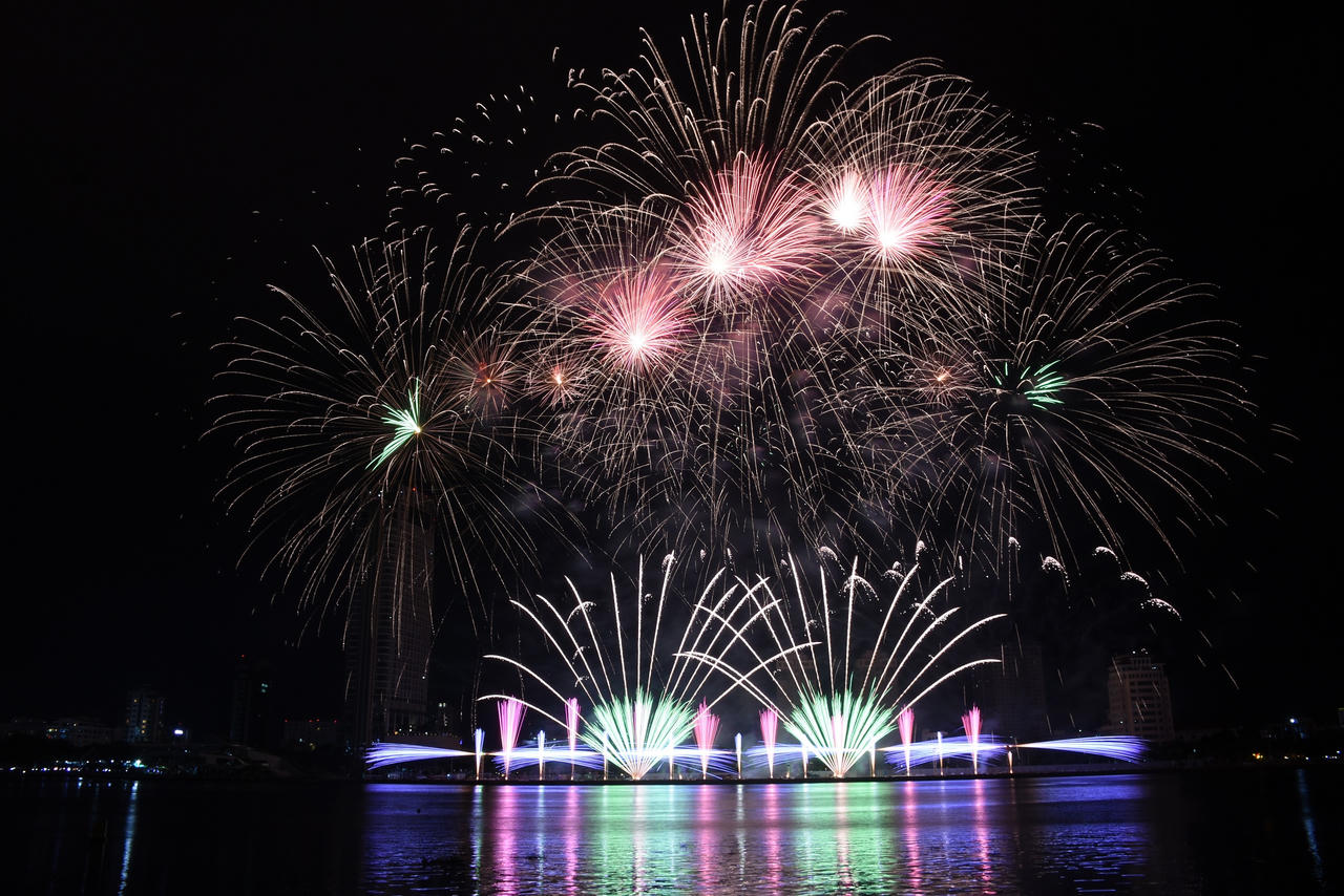 Đêm bừng sáng với 'Nhịp cầu khát vọng' của Bồ Đào Nha và Thụy Điển