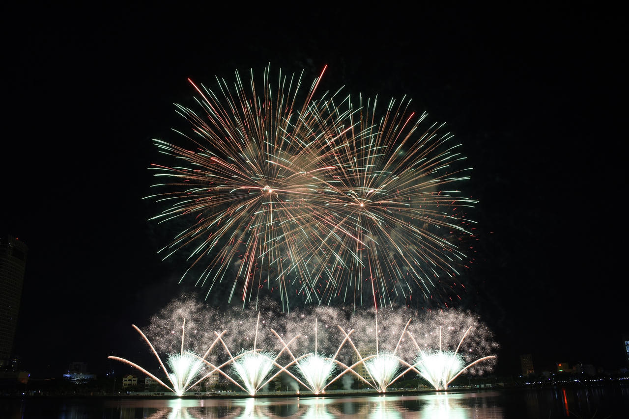 Mãn nhãn đêm chung kết DIFF 2018, Ý giành ngôi vô địch