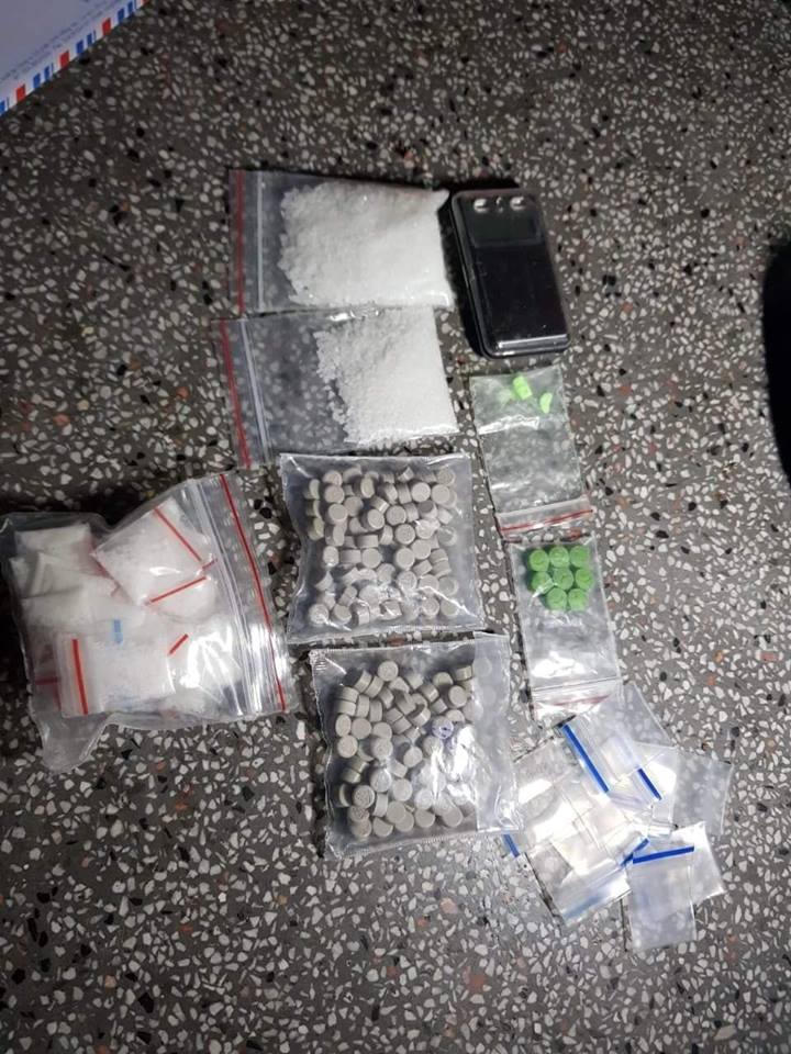 Phát giác bí mật trong ô tô của người đàn ông 'ship' bóng cười