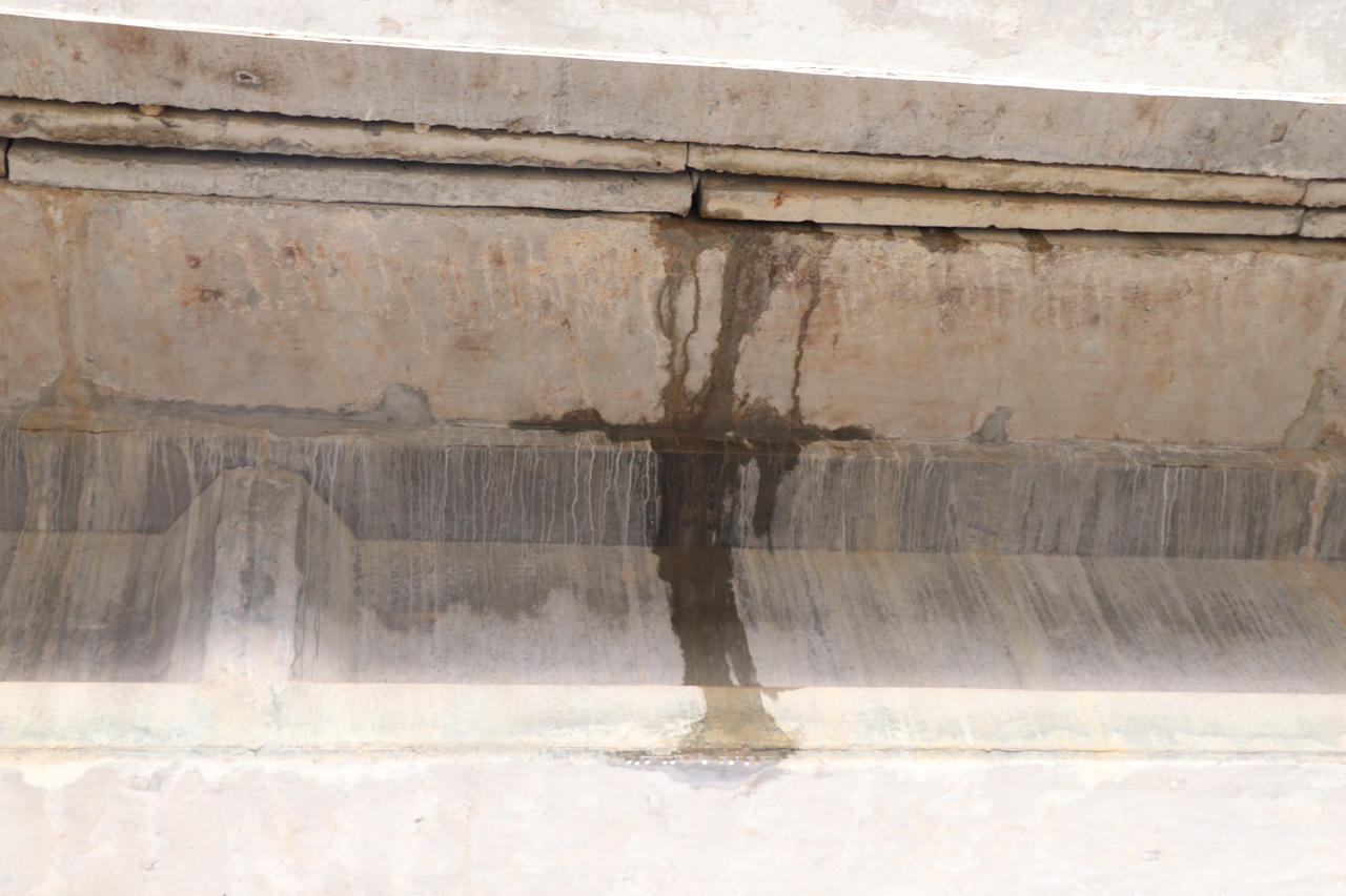 Lại thêm cầu chui cao tốc nghìn tỷ Đà Nẵng- Quảng Ngãi bị thấm nước