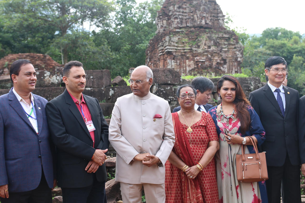 Hình ảnh Tổng thống Ấn Độ và Phu nhân thăm Bảo tàng Điêu khắc Chăm và Thánh địa Mỹ Sơn 