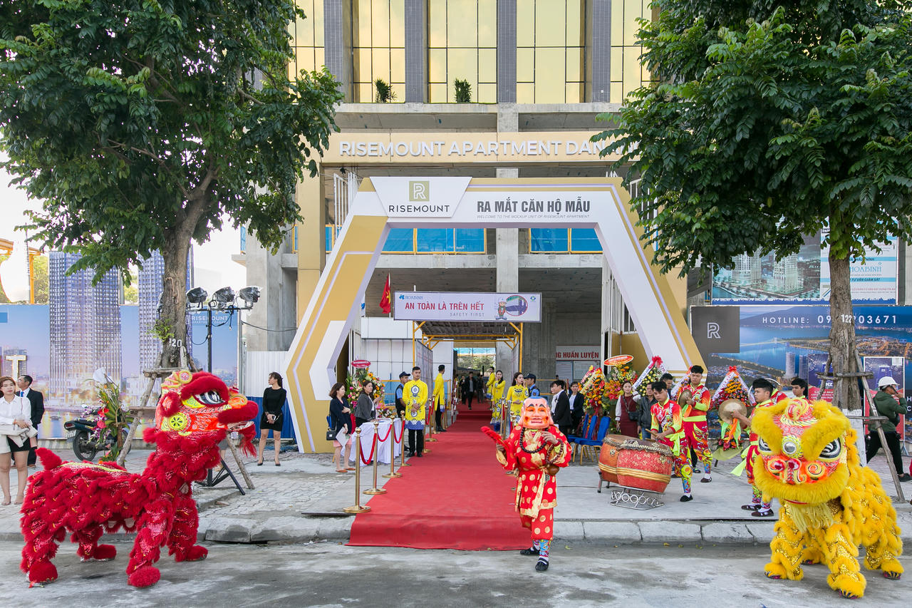 Vicoland Group cất nóc Tòa Tháp sử dụng kính cường lực dát vàng đầu tiên tại Việt Nam