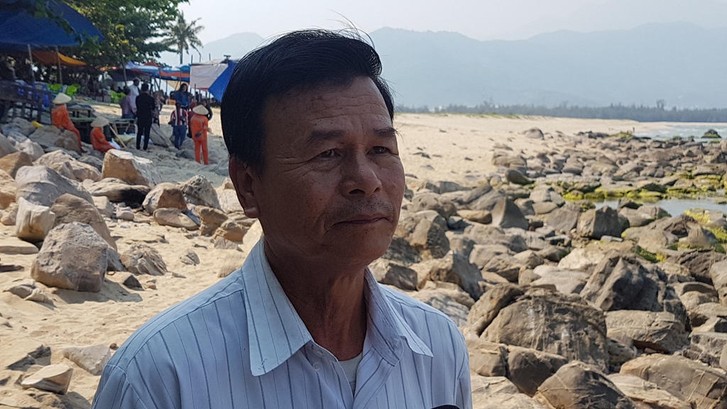 Chấn chỉnh việc lều quán mọc trái phép ở biển Nam Ô