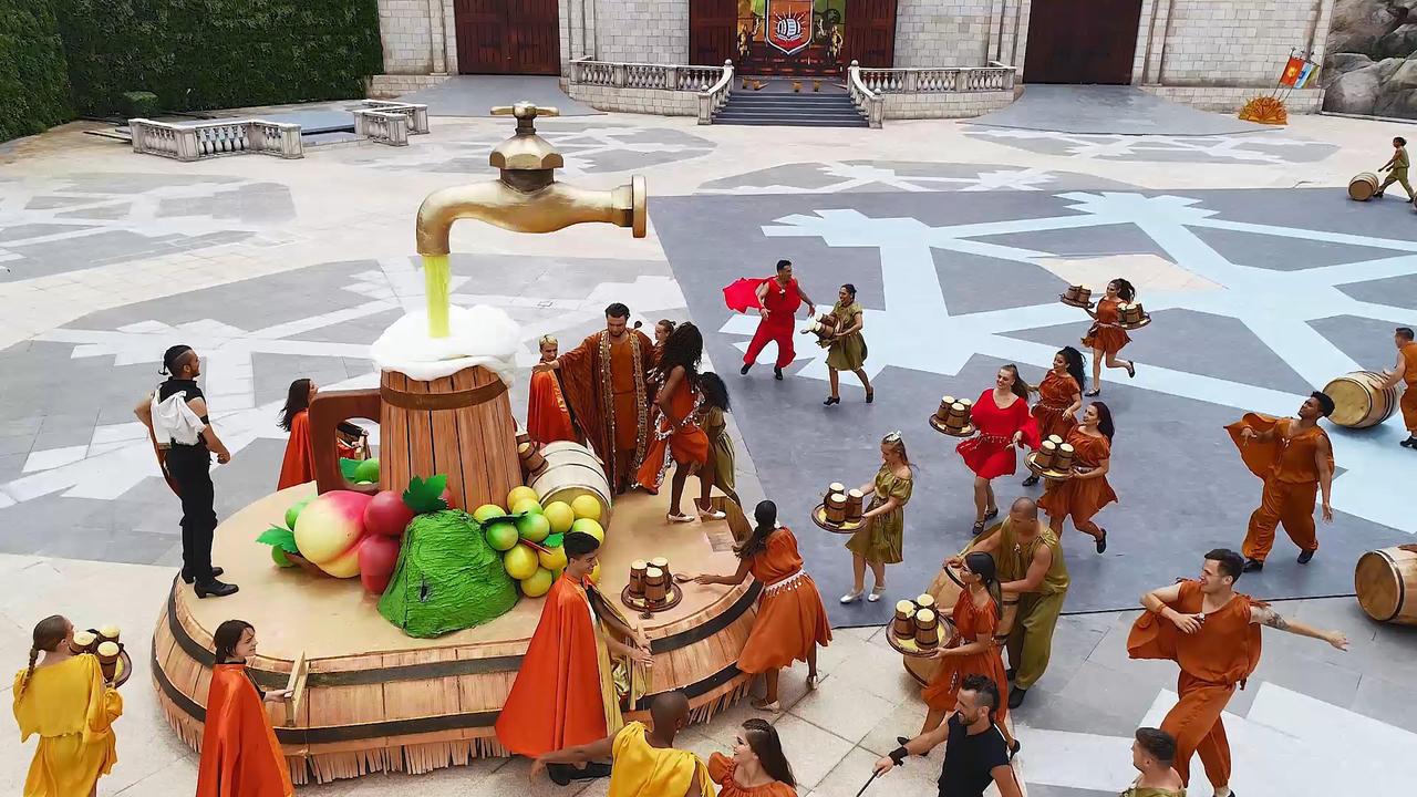 Hơn 300 tỉ đồng đầu tư để ra mắt show diễn Vũ hội Ánh Dương tại Đà Nẵng