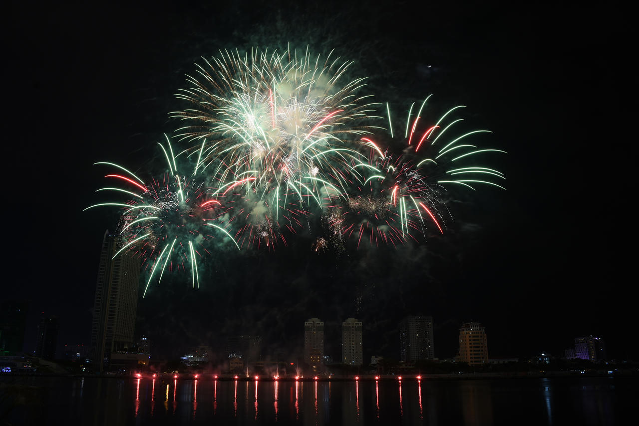 Cuộc so tài đầy hấp dẫn giữa Bỉ và Brazil tại đêm Mầm sống