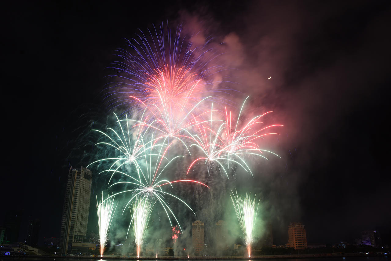 Cuộc so tài đầy hấp dẫn giữa Bỉ và Brazil tại đêm Mầm sống