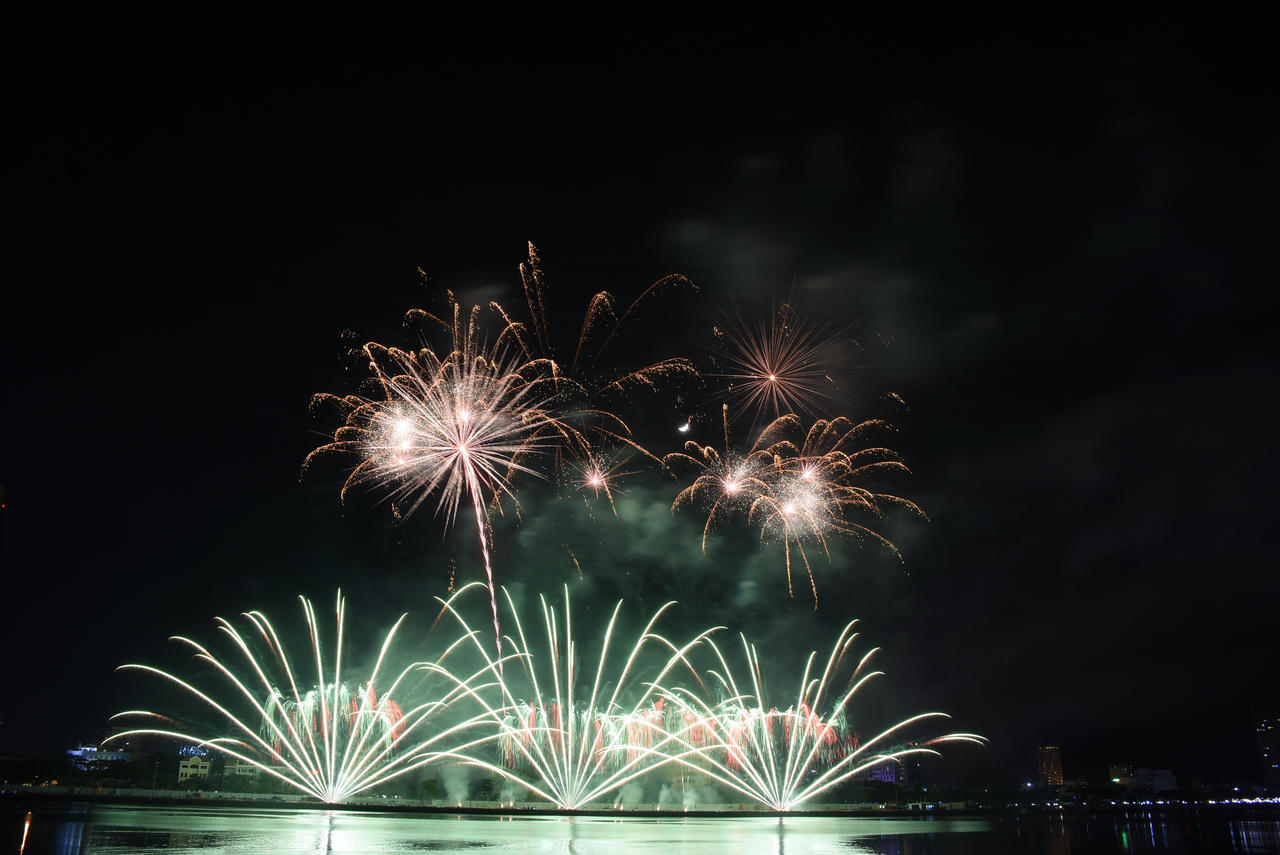 Cuộc so tài đầy hấp dẫn giữa Bỉ và Brazil tại đêm Mầm sống