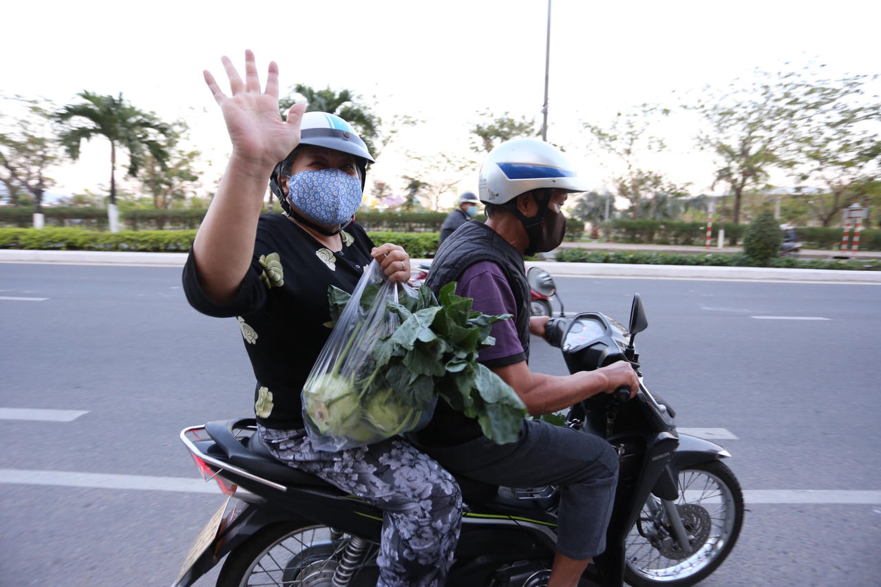 Người Đà Nẵng rủ nhau “giải cứu” nông sản cho nông dân Hải Dương