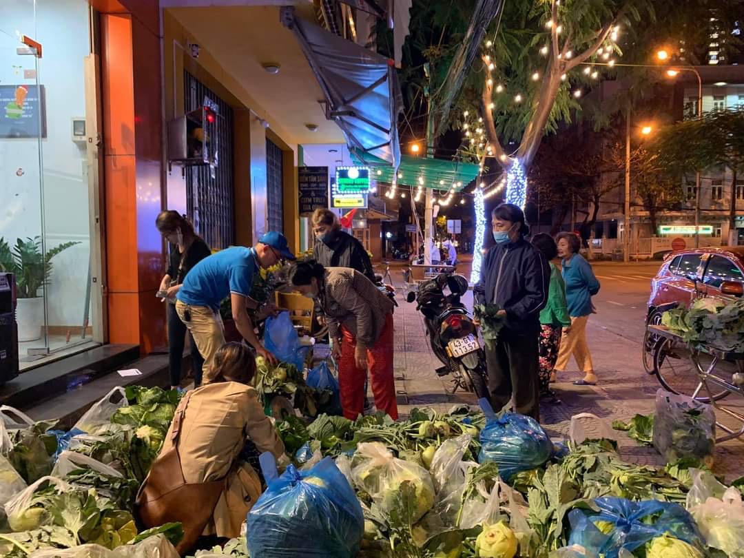 Người Đà Nẵng rủ nhau “giải cứu” nông sản cho nông dân Hải Dương