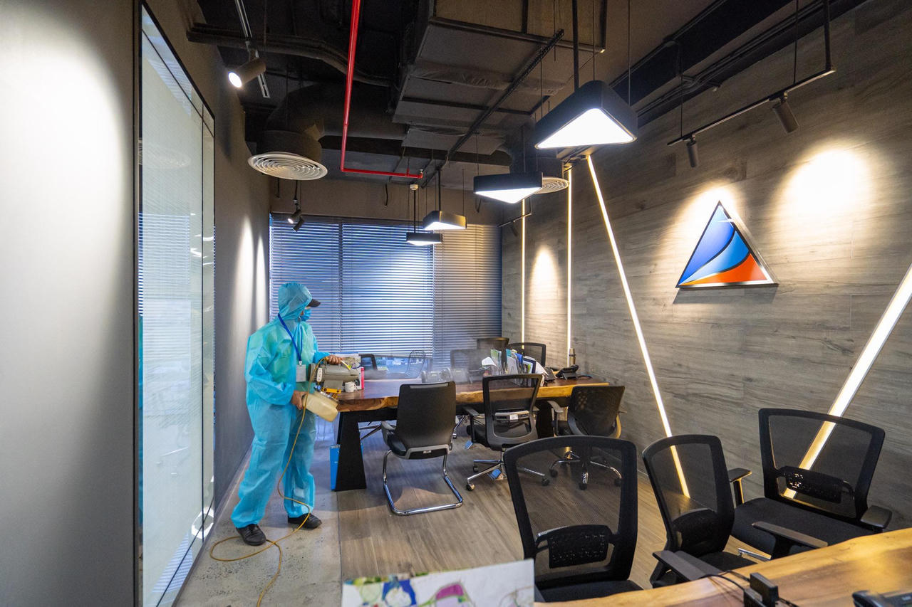 Đất Xanh Miền Trung hỗ trợ Quảng Bình 1 tỷ đồng, nâng tổng số tiền ủng hộ quỹ vaccine lên 2 tỷ đồng