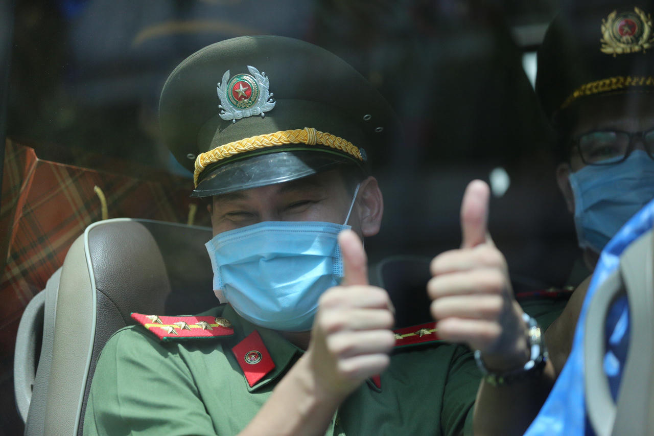 Đoàn nhân viên y tế Bệnh viện 199 (Bộ Công an) xuất quân chi viện cho TP HCM