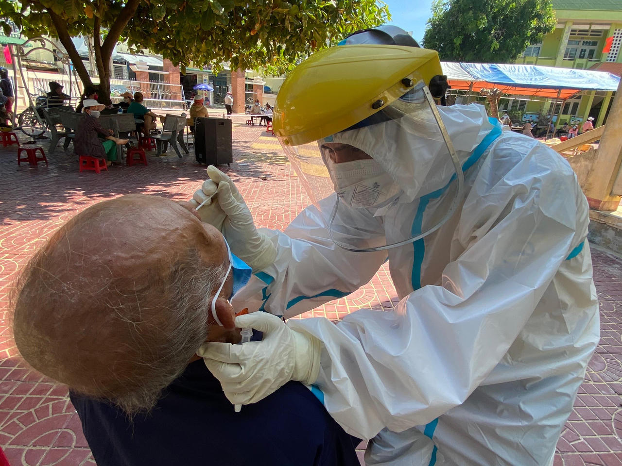 Quảng Ngãi kêu gọi người dân cùng đồng hành để phòng chống dịch