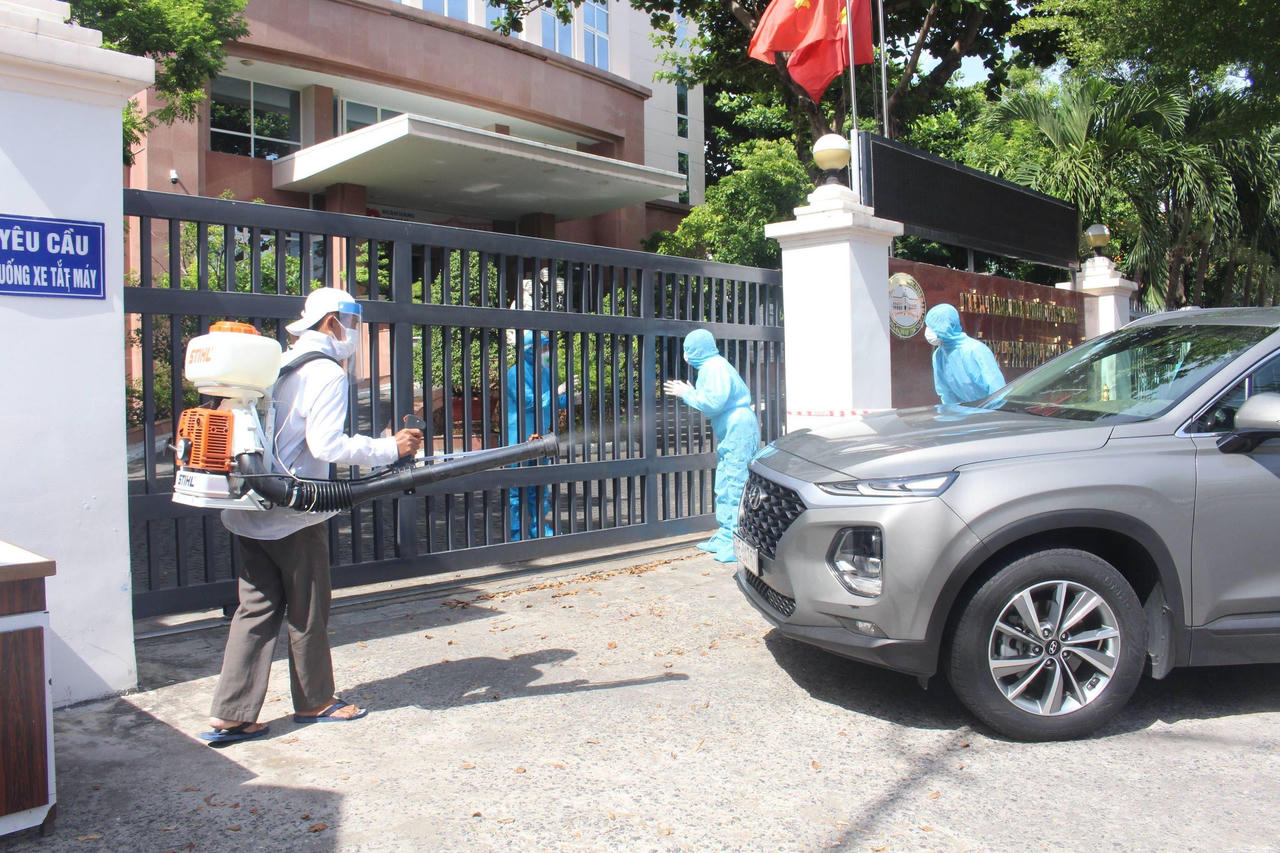 60 nhân viên Ngân hàng Nhà nước ở Đà Nẵng phải cách ly tại nơi làm việc vì đồng nghiệp nhiễm COVID-19